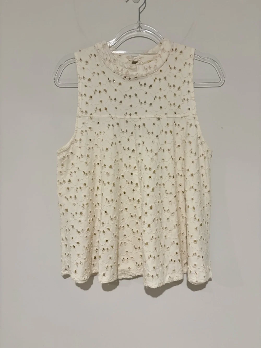 Free People Eyelet Keyhole Tank Top Ivory size Large - Picture 2 of 8